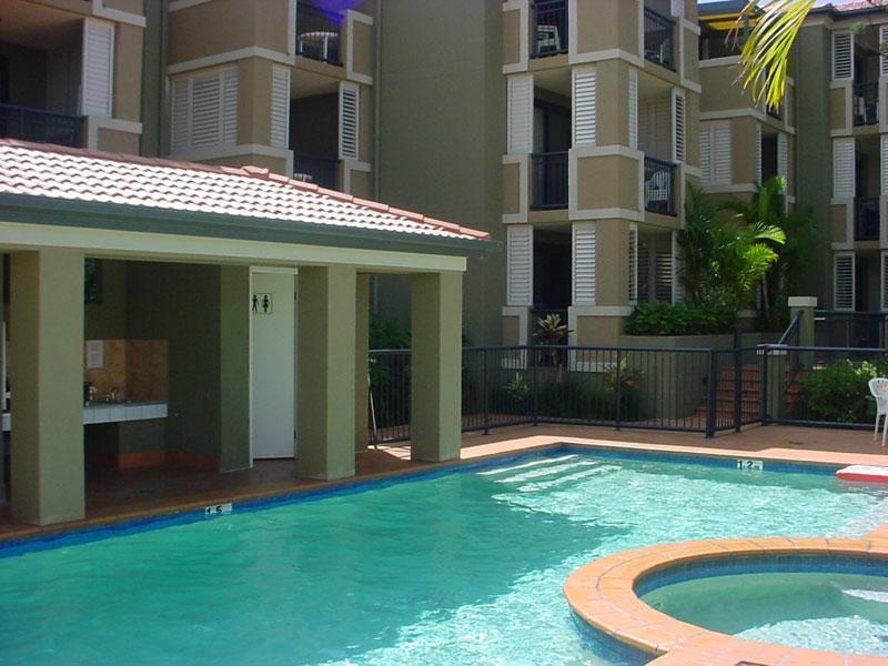 Beaches On Wave Street Gold Coast Exterior foto